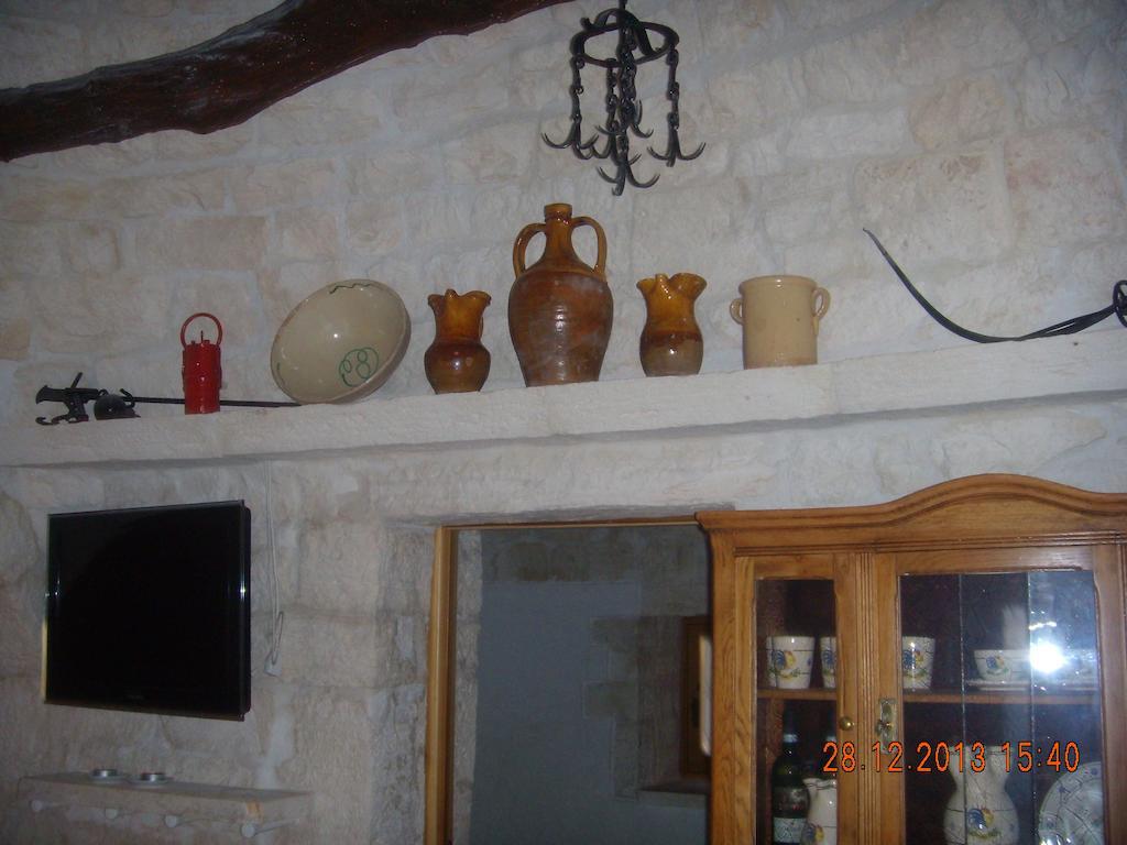 Trullo Montetrecarlini Villa Alberobello Oda fotoğraf