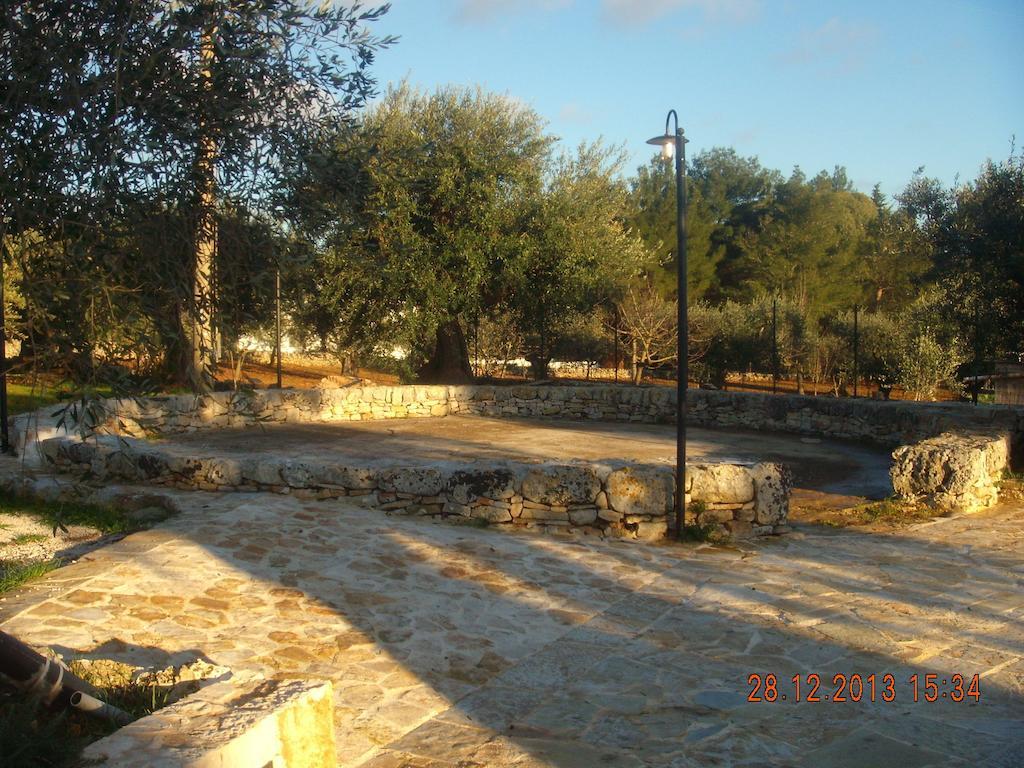Trullo Montetrecarlini Villa Alberobello Oda fotoğraf
