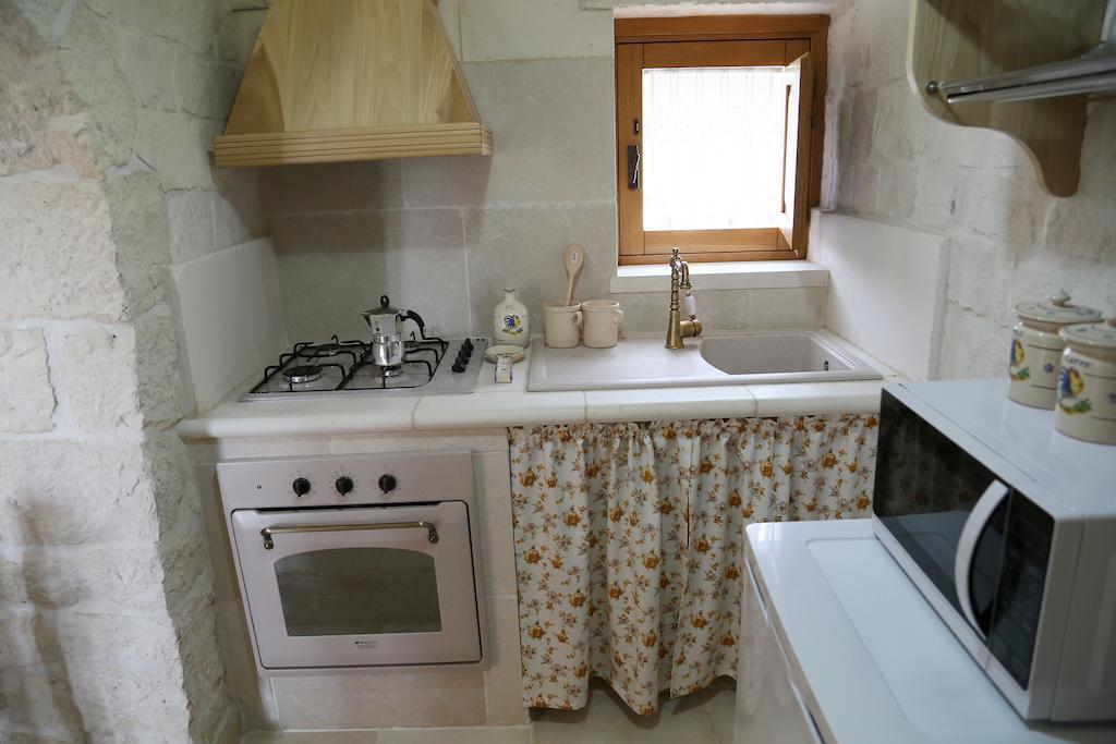 Trullo Montetrecarlini Villa Alberobello Oda fotoğraf